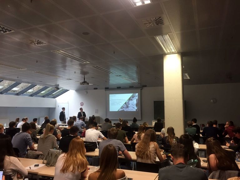 Kick-off in „Problemlösung und Kommunikation“