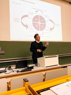 Zum Artikel "Gastvorlesung Dr. Thomas Bühler, Afinum Management GmbH"