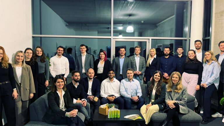 Abschlussevent Problemlösung und Kommunikation im digitalen Zeitalter in Kooperation mit digatus